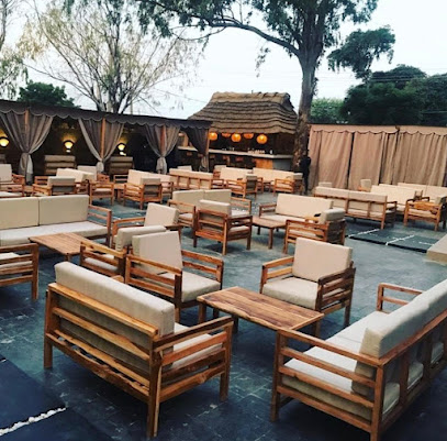 355 Restaurant & Lounge Kano restaurant near COOLIO RESTO LOUNGE Kano 7hubent