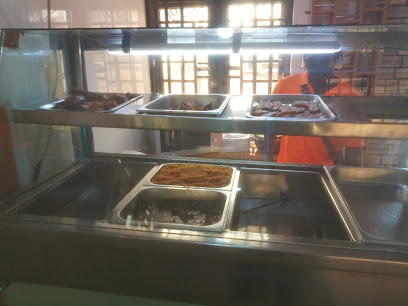 9iceous restaurant exterior and interior view