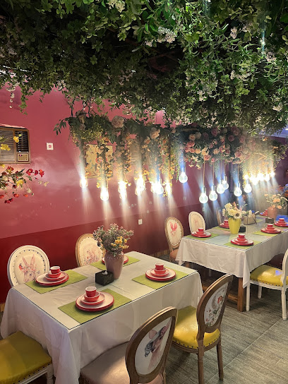 Alice Garden Restaurant restaurant exterior and interior view