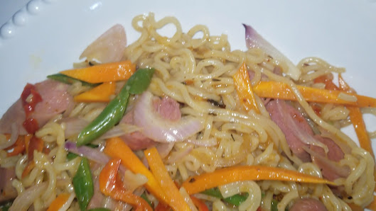 Asmies Catering & General Services restaurant exterior and interior view