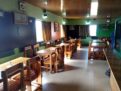 Avis Cafe restaurant exterior and interior view