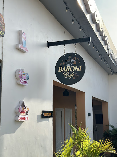 Baroni Fettuccine restaurant exterior and interior view