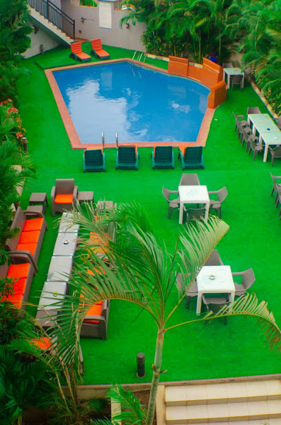 Begonia Hotel restaurant exterior and interior view