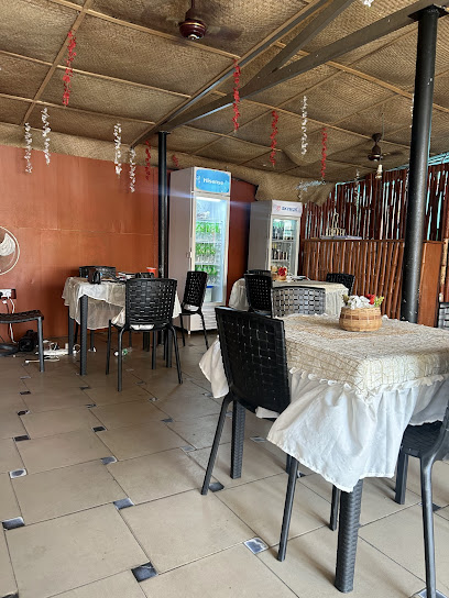 Beuberry cafe restaurant exterior and interior view