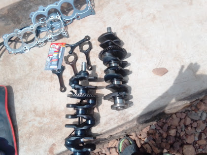 BOSCO RESTAURANT AND BEER PALOUR restaurant exterior and interior view