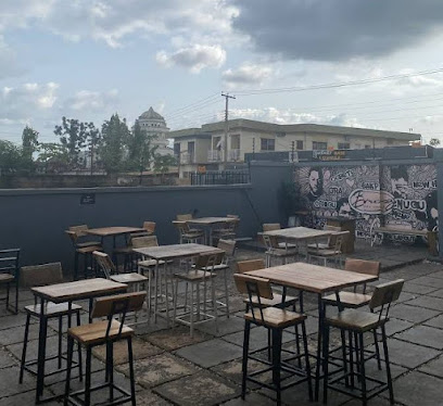 Breezzz Bar & Lounge restaurant exterior and interior view