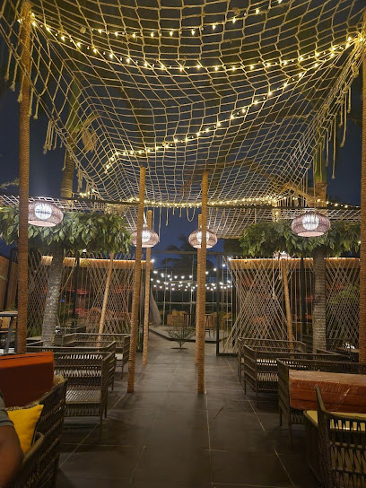 Brisa Place restaurant exterior and interior view