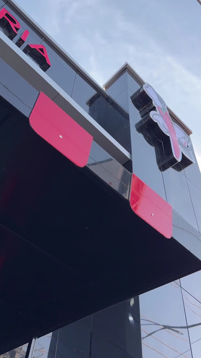 Chef Bii Bukateria restaurant exterior and interior view