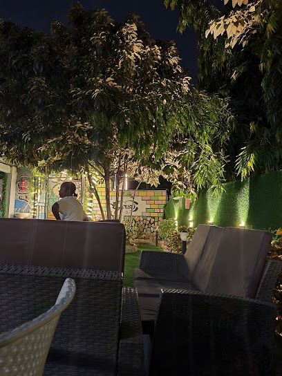 Craft Restaurant & Lounge restaurant exterior and interior view