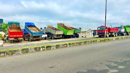 Day and Night Trucks and Car wash, Africa Lounge Restaurant restaurant exterior and interior view