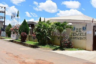 De Jewels Apartments restaurant exterior and interior view