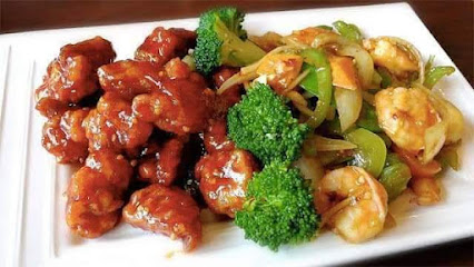 Dietisians Kitchen restaurant exterior and interior view