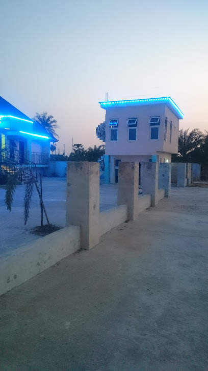 DotNOVA Farm Kitchen restaurant exterior and interior view