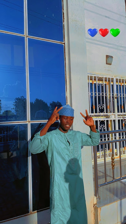 EMNY FOOD RESTAURANT restaurant exterior and interior view