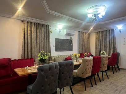 Gorge De Confiance Restaurant & Spa restaurant exterior and interior view