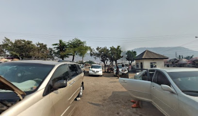 Gt Plaza restaurant exterior and interior view