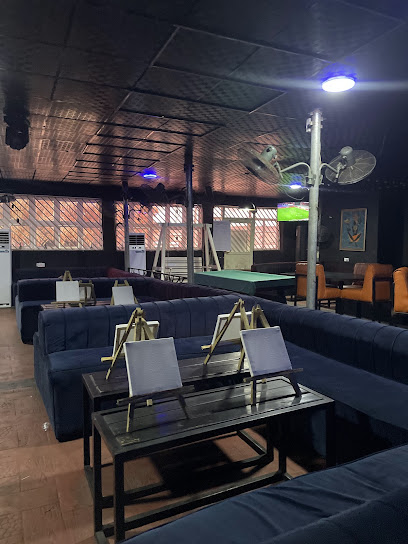 Hotspot Café restaurant exterior and interior view