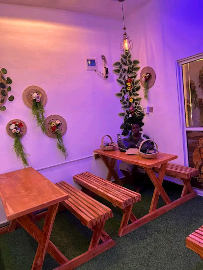 Ihotu's Kitchen restaurant exterior and interior view