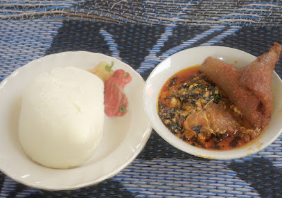 Jummies Garden restaurant exterior and interior view