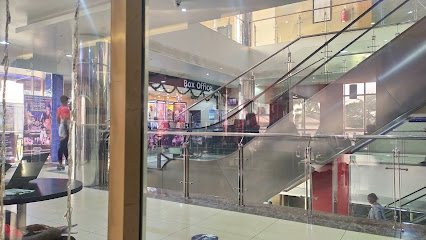 Kada Plaza Cinema & Entertainment Centre restaurant exterior and interior view
