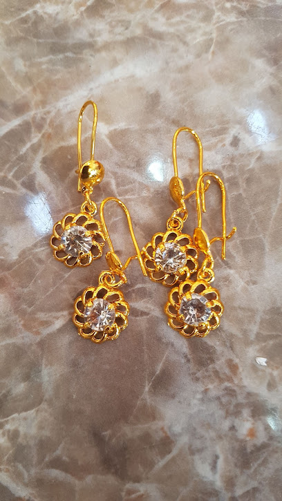 Mama Afeez Restaurant restaurant exterior and interior view