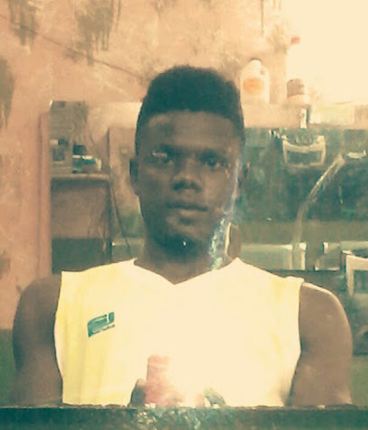 Mama Chichi Restaurant restaurant exterior and interior view