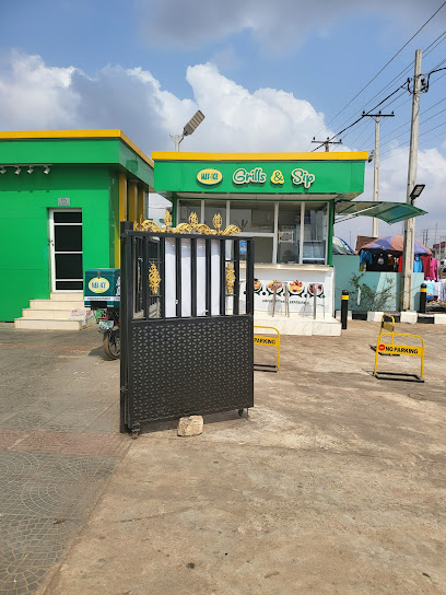 Mat-Ice Restaurant restaurant exterior and interior view