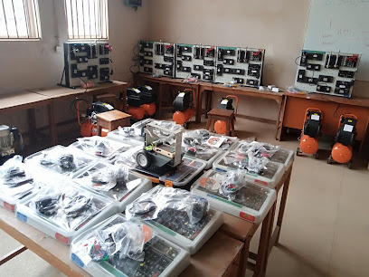 Mechanical Engineering Workshop Restaurant restaurant exterior and interior view