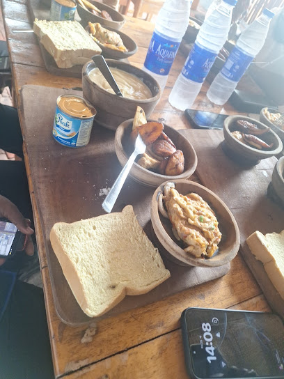 Meritz restaurant restaurant exterior and interior view