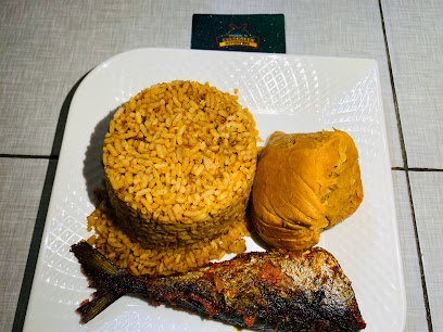 Modes Evergreen kitchen restaurant exterior and interior view