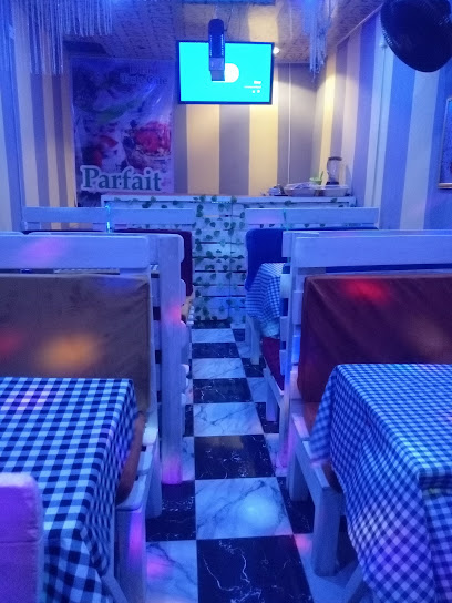 Mummy B Restaurant Aba restaurant exterior and interior view