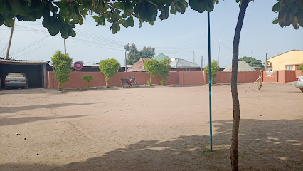 Ogelende Palace Hotel restaurant exterior and interior view