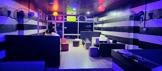 PS (Pleasure Summit) Restaurant and Bar, Iyaganku restaurant exterior and interior view