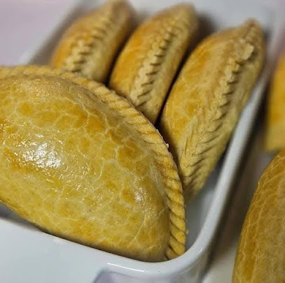 Rickem Bake'n' Event restaurant exterior and interior view