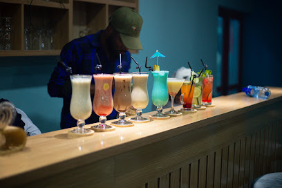 the blueplate restaurant restaurant exterior and interior view