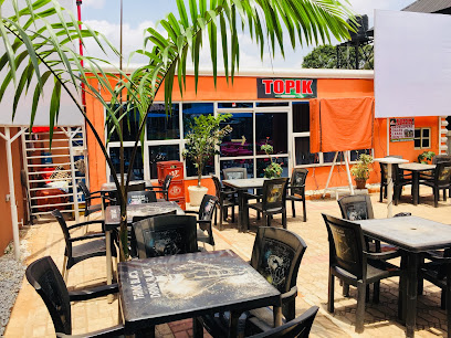 Topik Garden restaurant exterior and interior view