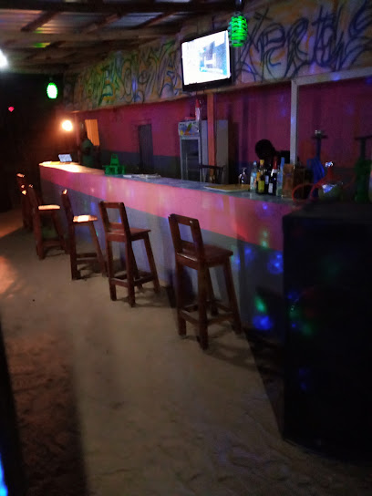 Tummy Xpression De Calabar Kitchen & Cuisines restaurant exterior and interior view