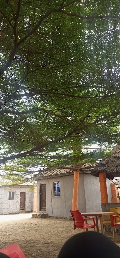 VILLAGE KITCHEN RESTAURANT AND BUSH BAR restaurant exterior and interior view