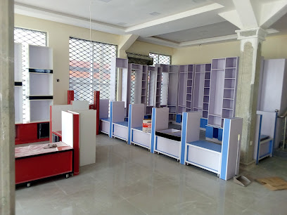 Vintage Louge restaurant exterior and interior view