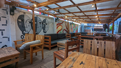 Woods by Roadrunners restaurant exterior and interior view