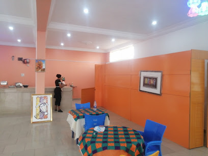 Yangeez Kitchen restaurant exterior and interior view